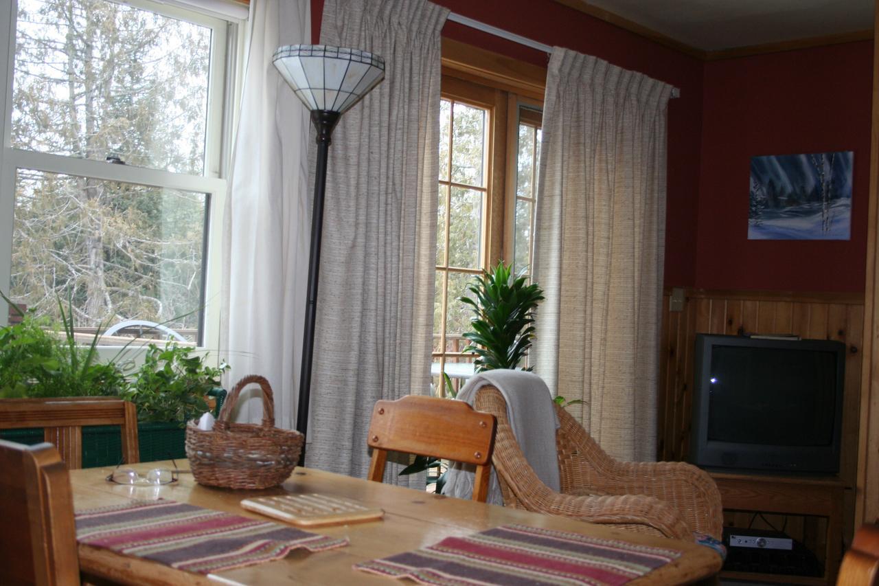 Poplar Creek Guesthouse B&B Grand Marais Buitenkant foto