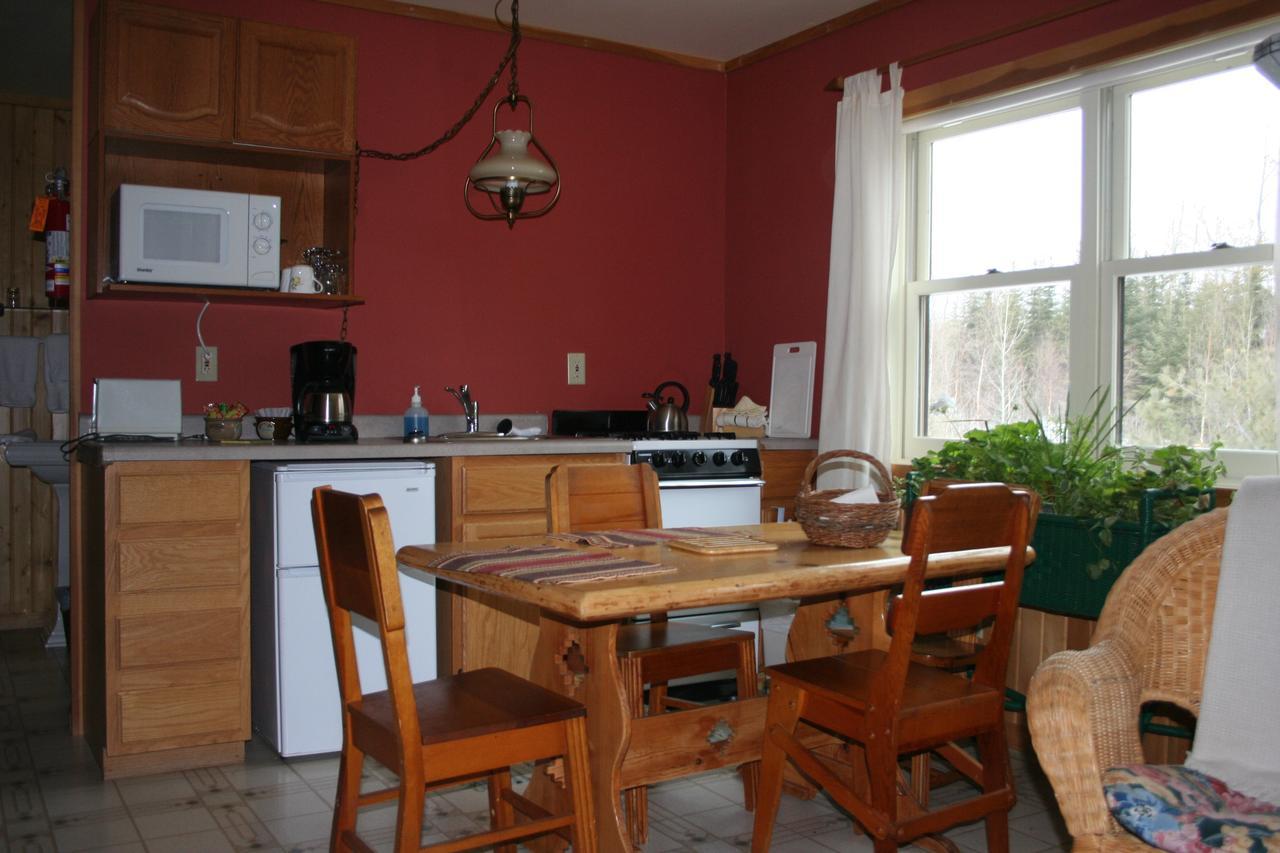Poplar Creek Guesthouse B&B Grand Marais Buitenkant foto